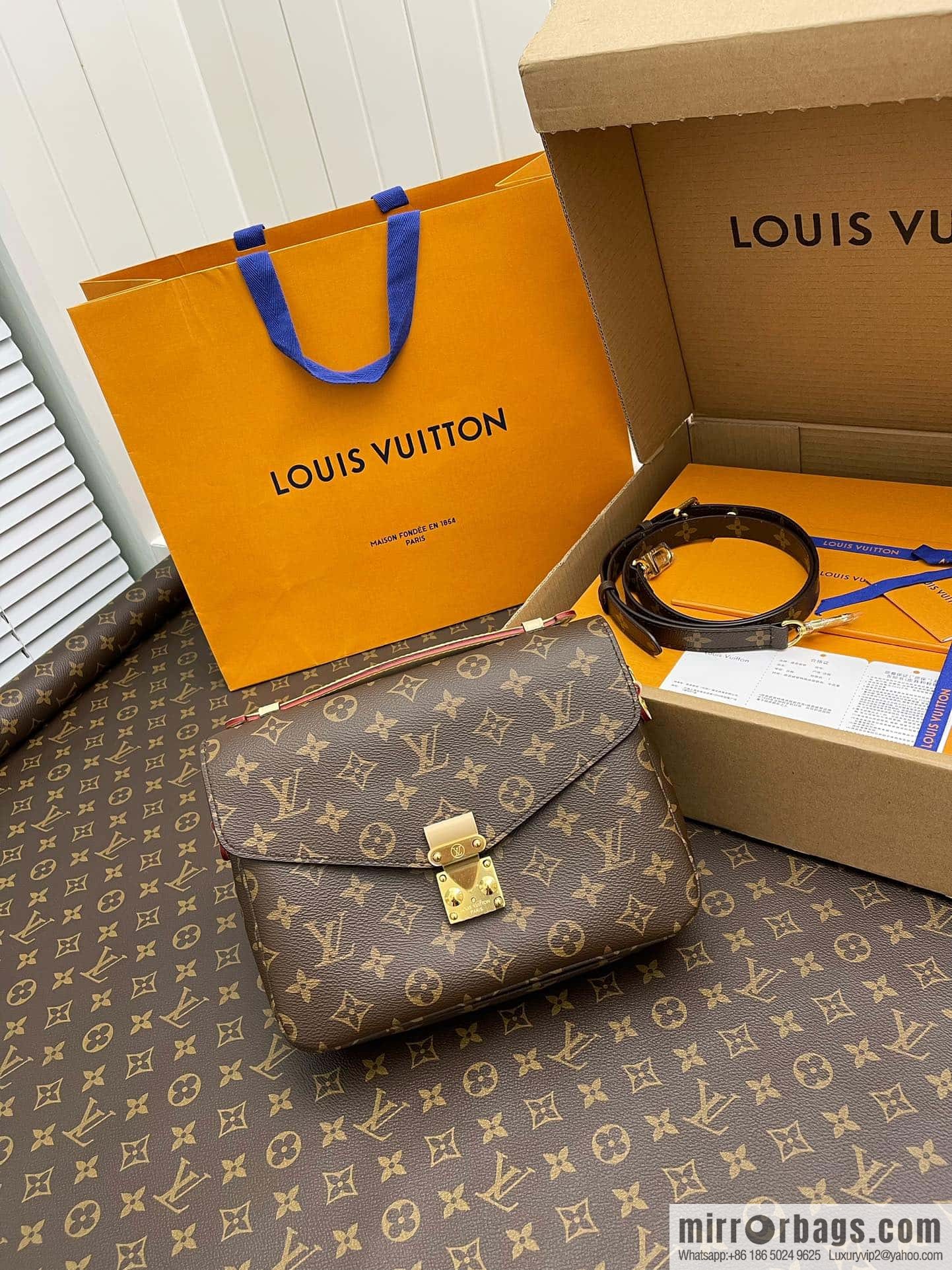 LV M44875 POCHETTE MÉTIS handbag