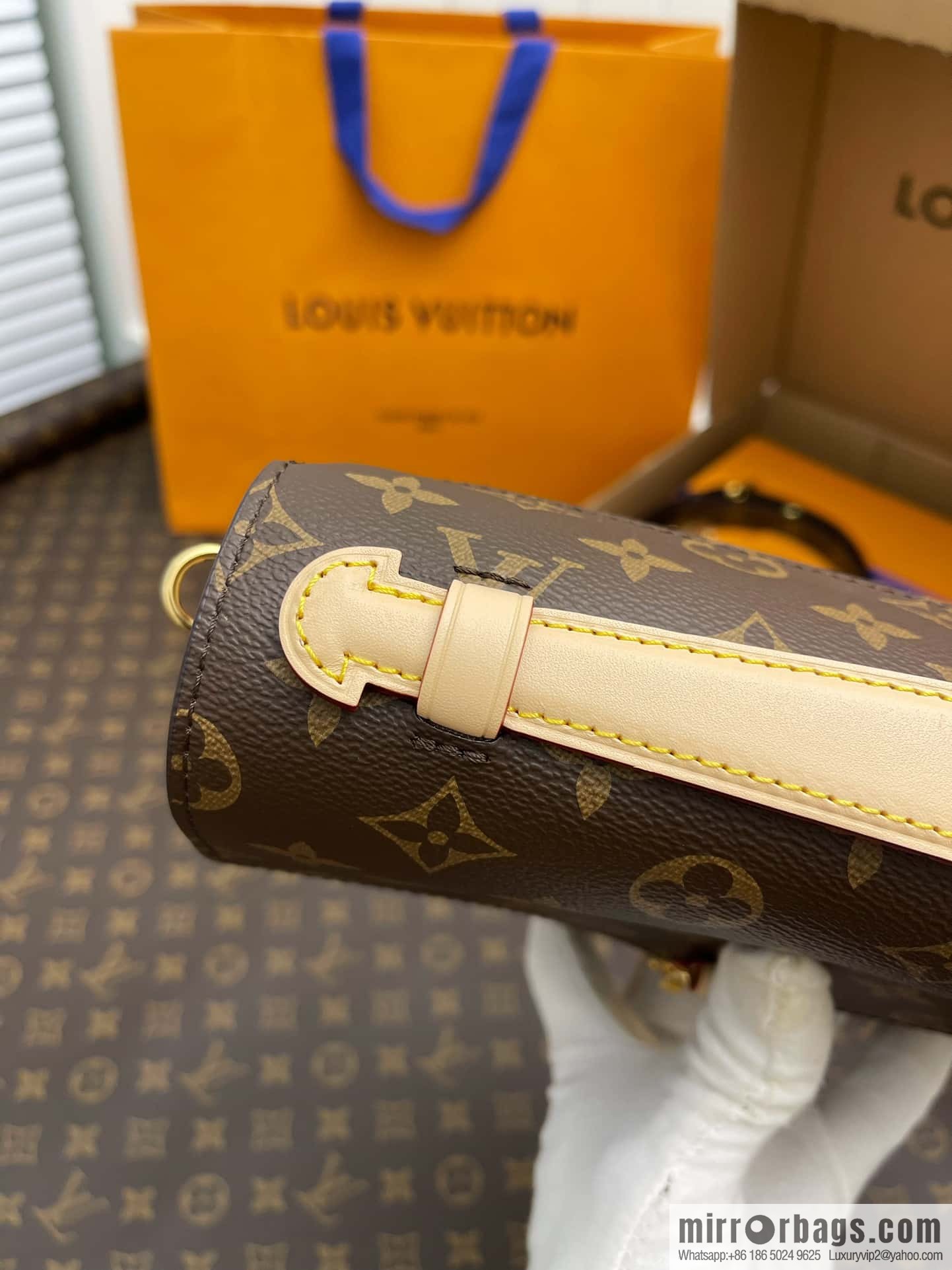 LV M44875 POCHETTE MÉTIS handbag