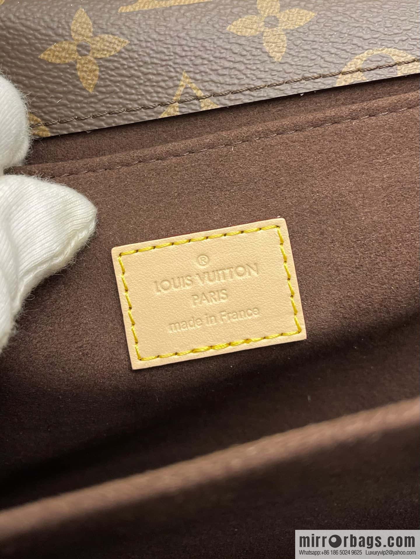 LV M44875 POCHETTE MÉTIS handbag
