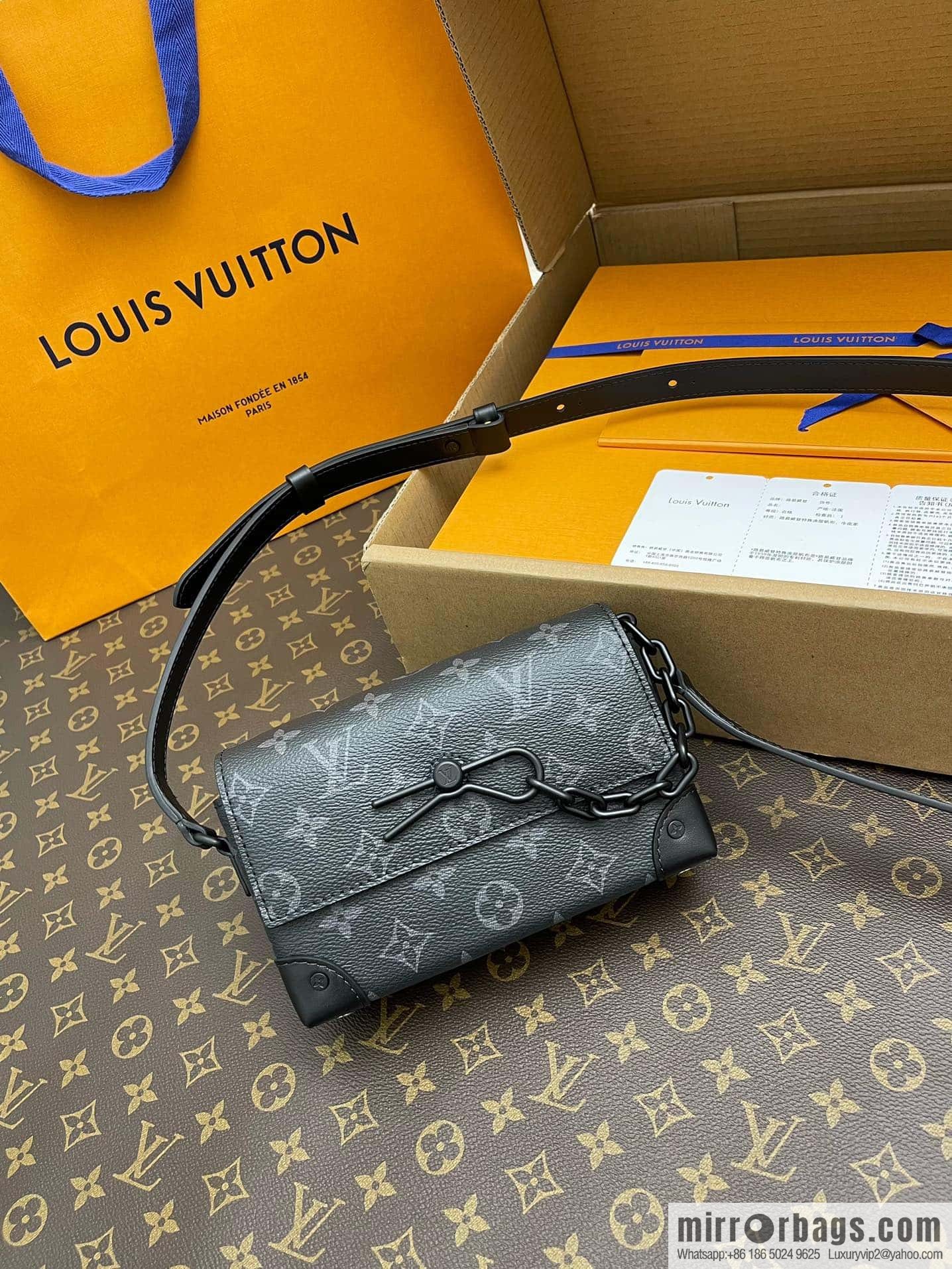 LV M81783 STEAMER mini handbag