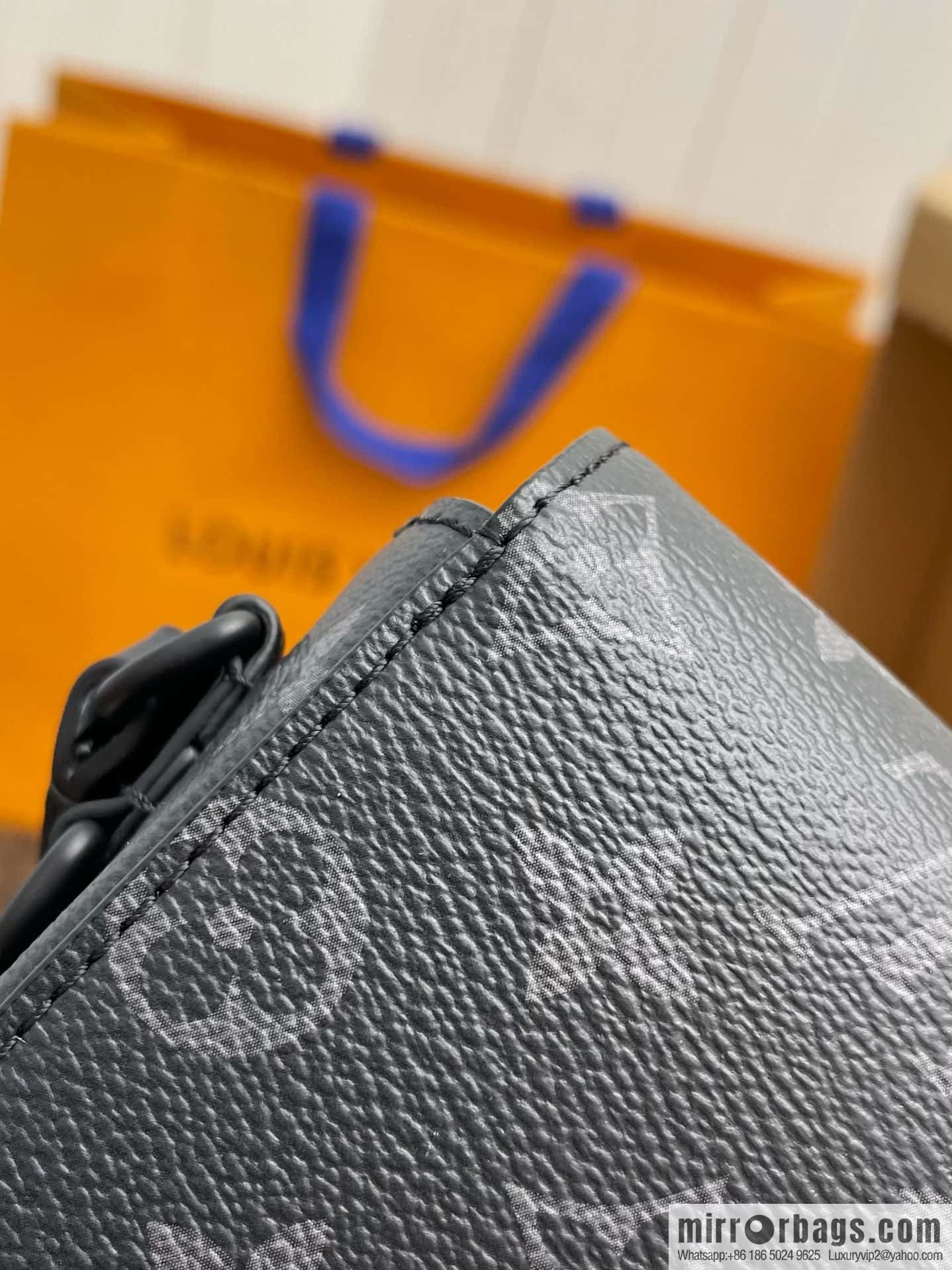 LV M81783 STEAMER mini handbag