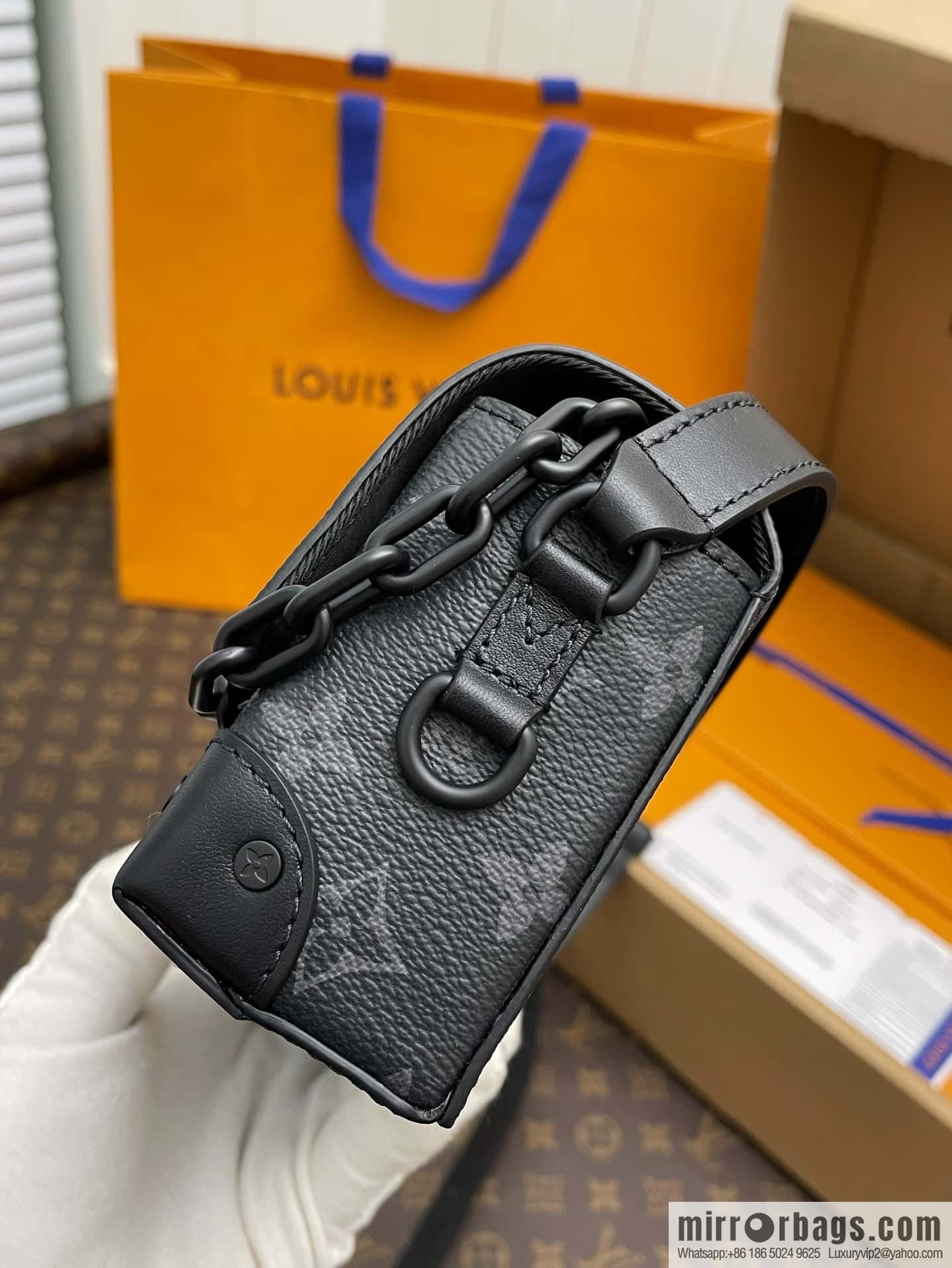 LV M81783 STEAMER mini handbag