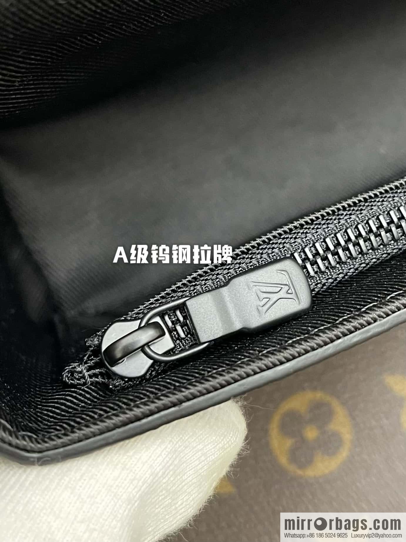LV M81783 STEAMER mini handbag