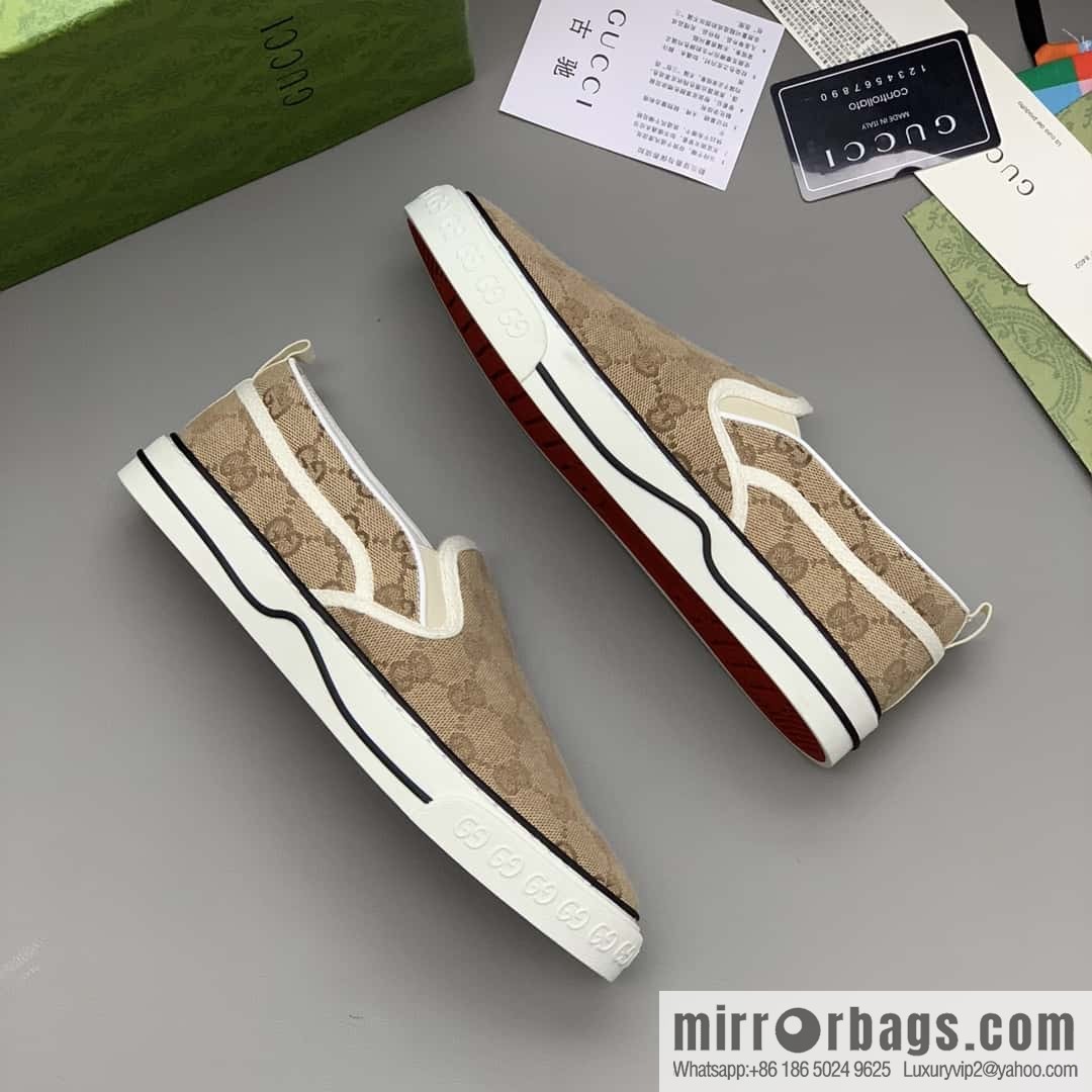 GUCCI Beige and Ebony Classic GG Canvas, Men's Casual Shoes