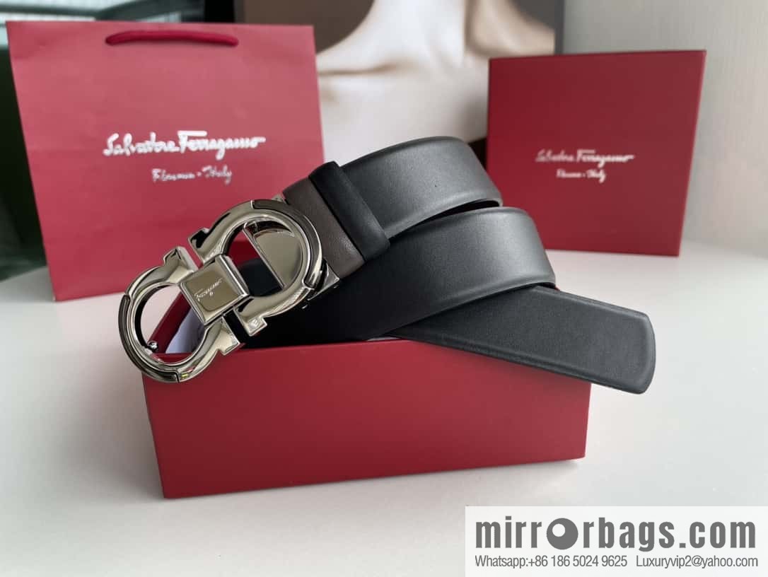 Ferragamo's new 3.5cm Gancio double-circle intercolored edge metal clip buckle, with the first layer of cowhide belt