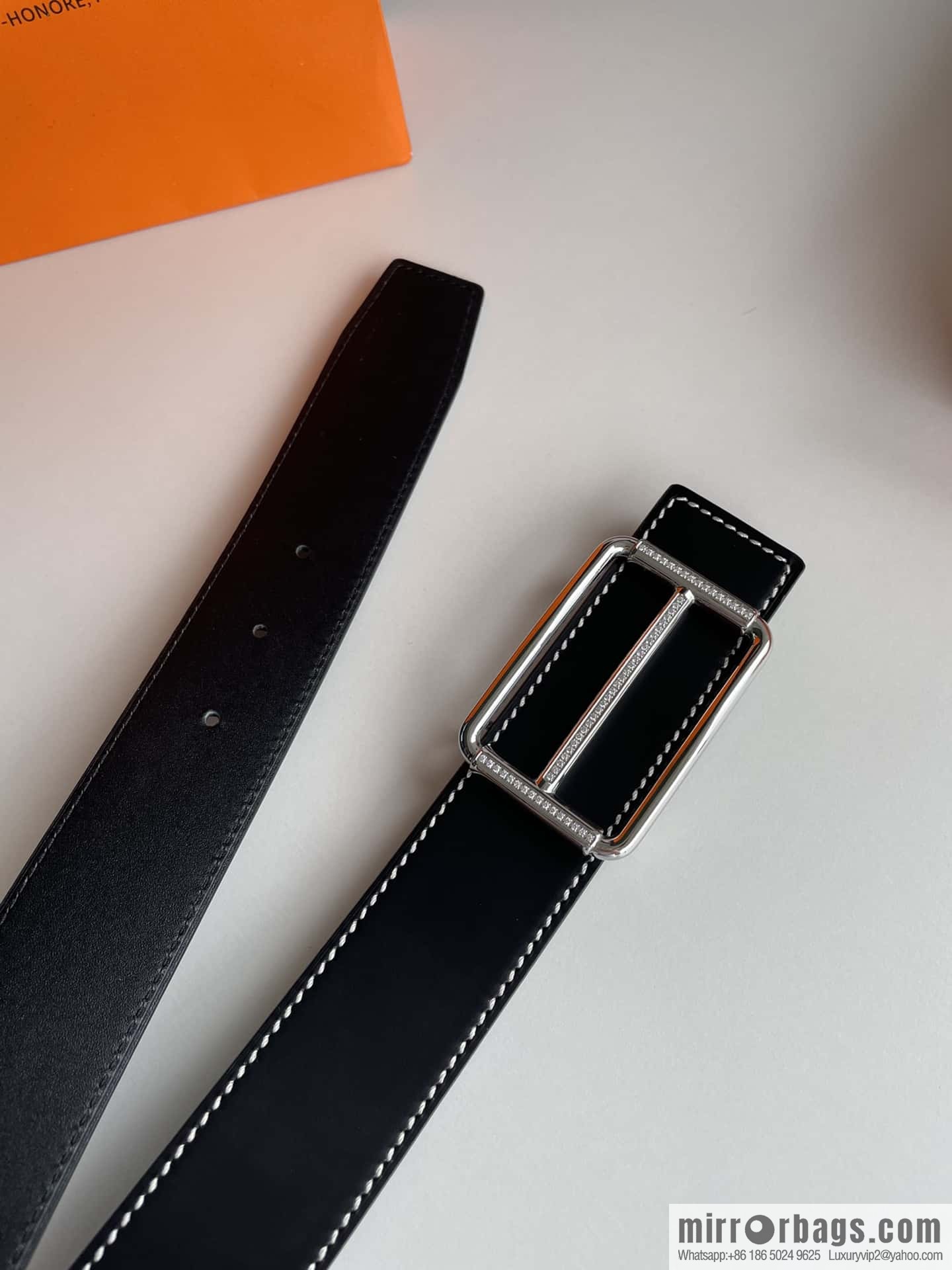 Hermès, Seiko crafted inlaid diamond buckle double-sided delicate cowhide belt