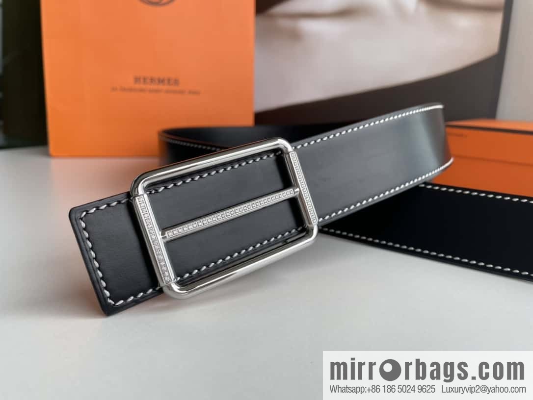 Hermès, Seiko crafted inlaid diamond buckle double-sided delicate cowhide belt
