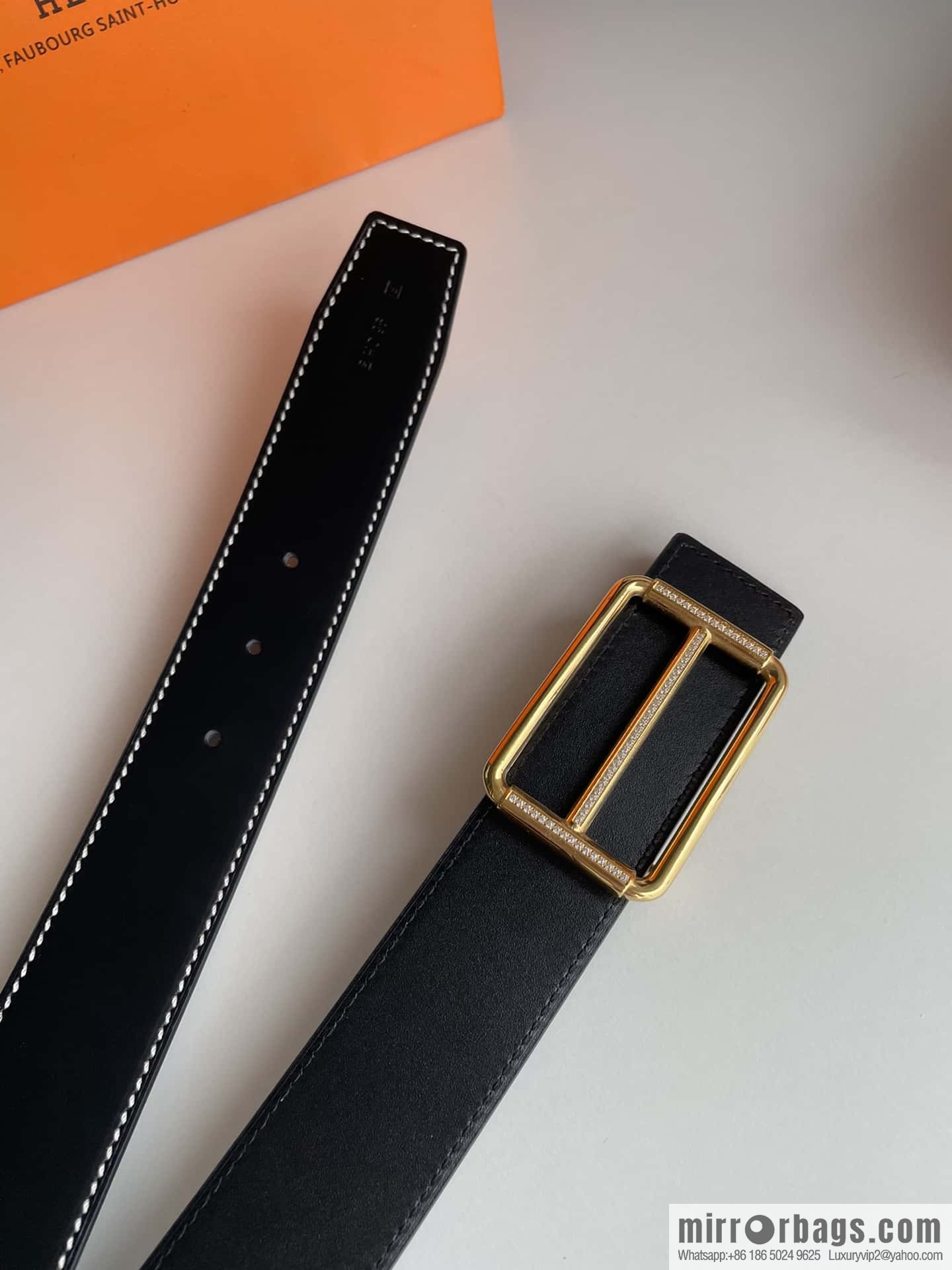 Hermès, Seiko crafted inlaid diamond buckle double-sided delicate cowhide belt