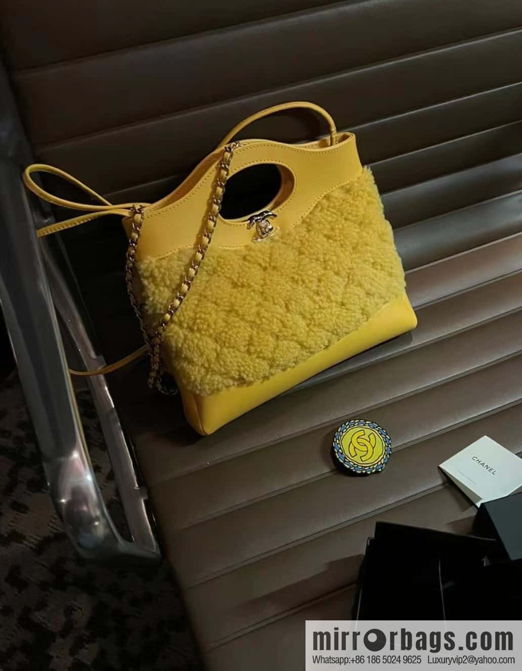 CHANEL 23A mini 31bag limited edition woolen mini AS4133