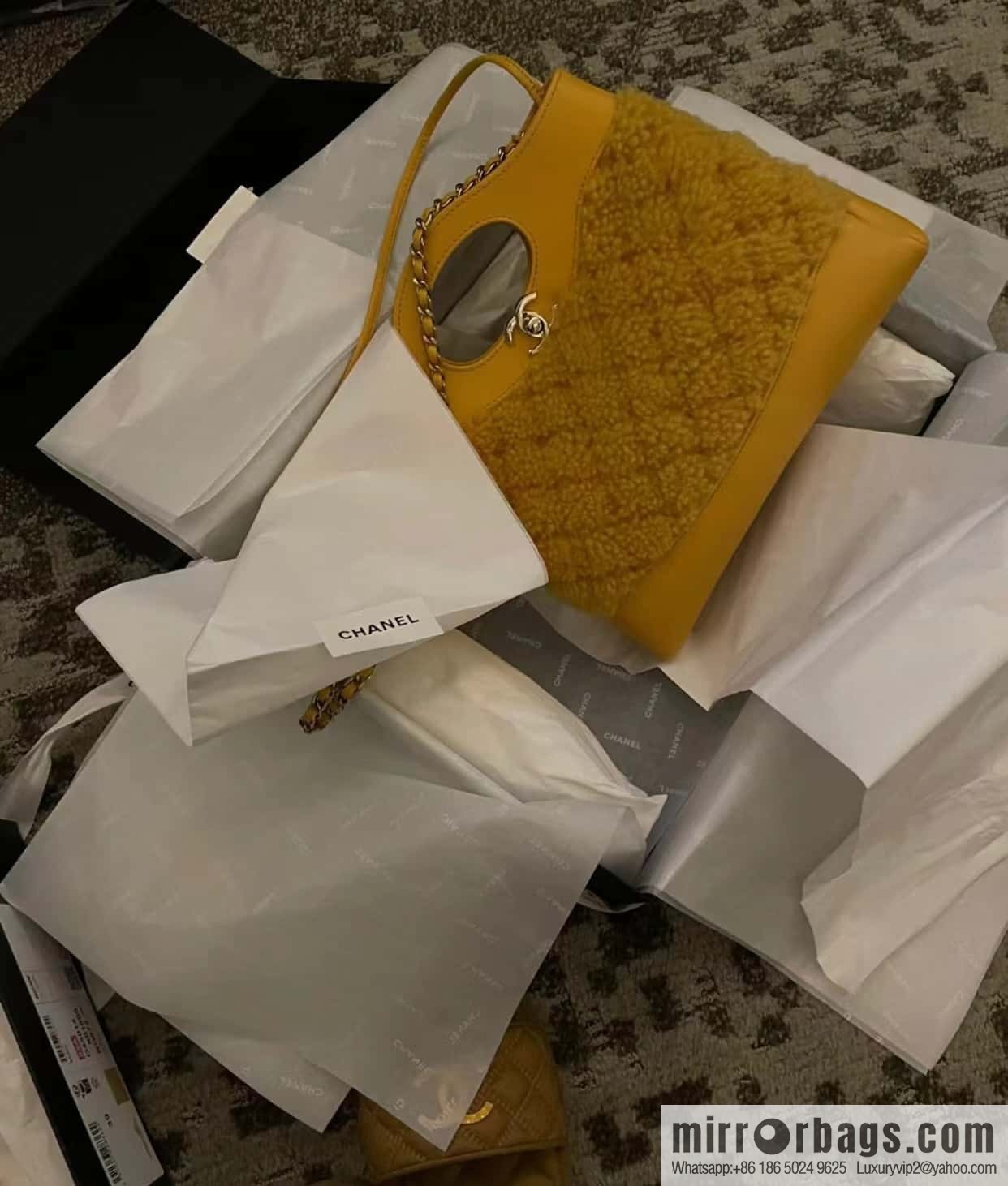 CHANEL 23A mini 31bag limited edition woolen mini AS4133