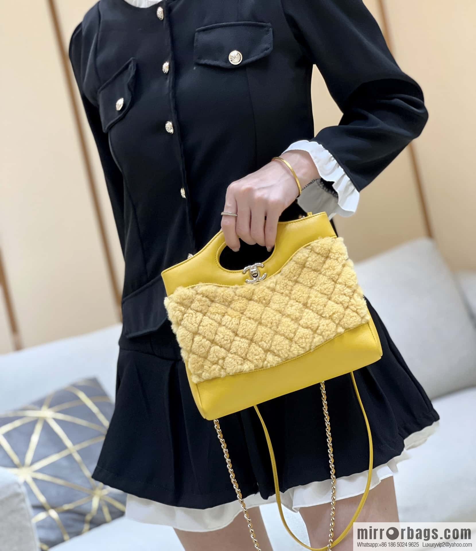 CHANEL 23A mini 31bag limited edition woolen mini AS4133