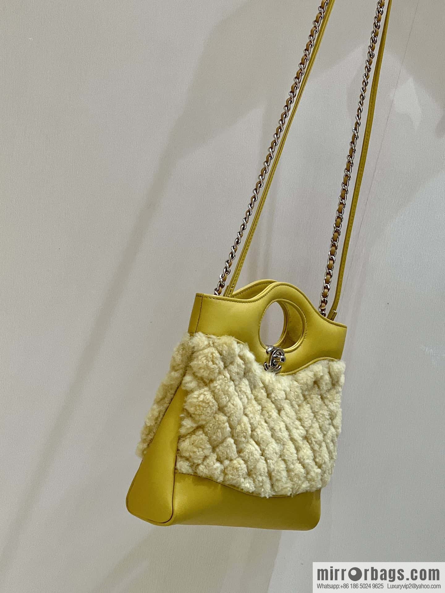 CHANEL 23A mini 31bag limited edition woolen mini AS4133