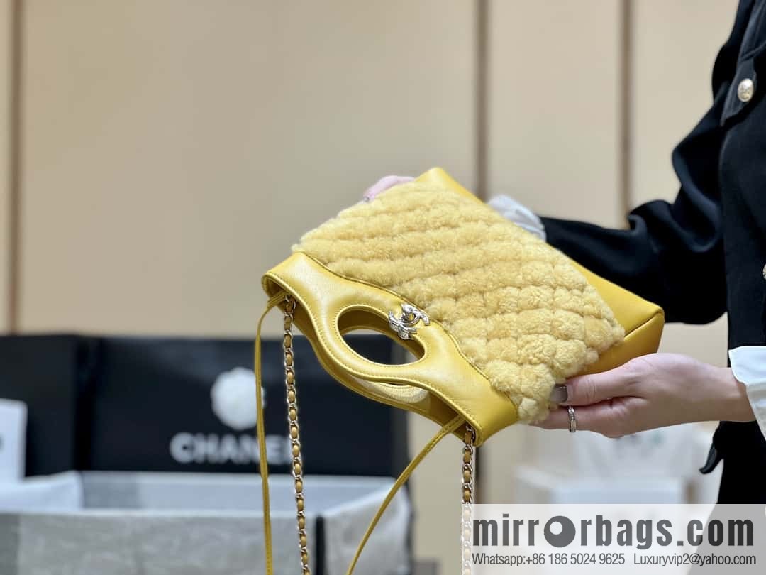 CHANEL 23A mini 31bag limited edition woolen mini AS4133
