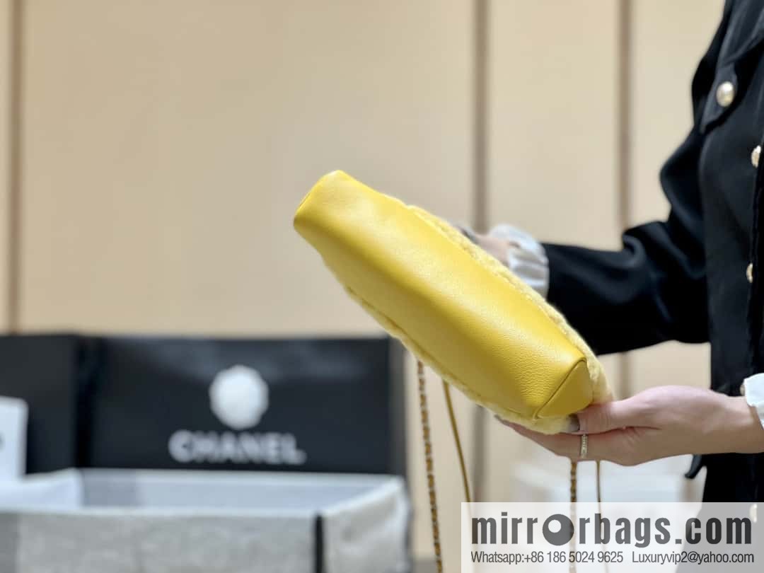 CHANEL 23A mini 31bag limited edition woolen mini AS4133