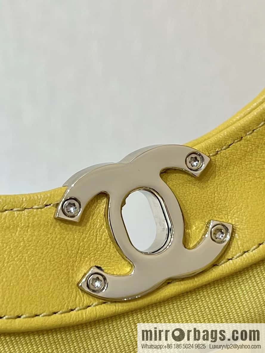 CHANEL 23A mini 31bag limited edition woolen mini AS4133