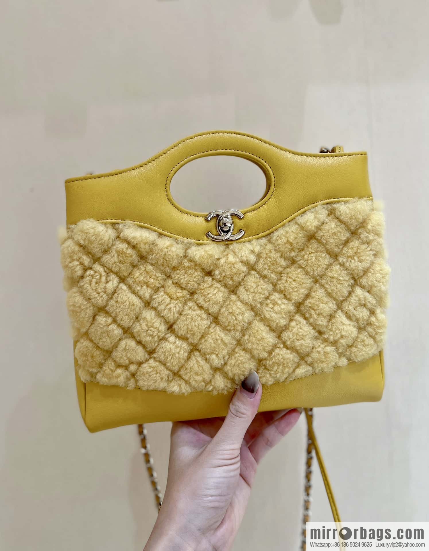 CHANEL 23A mini 31bag limited edition woolen mini AS4133