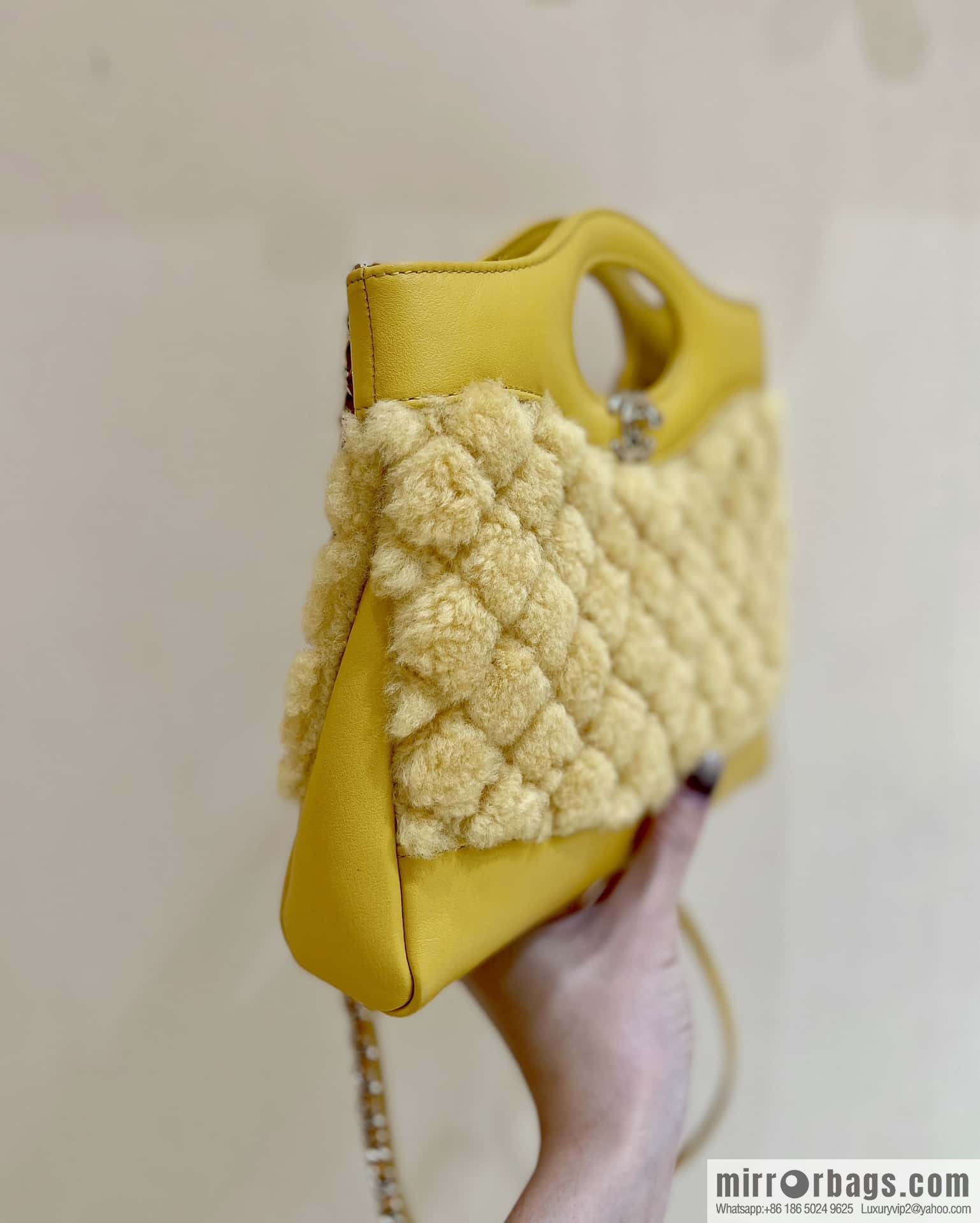 CHANEL 23A mini 31bag limited edition woolen mini AS4133