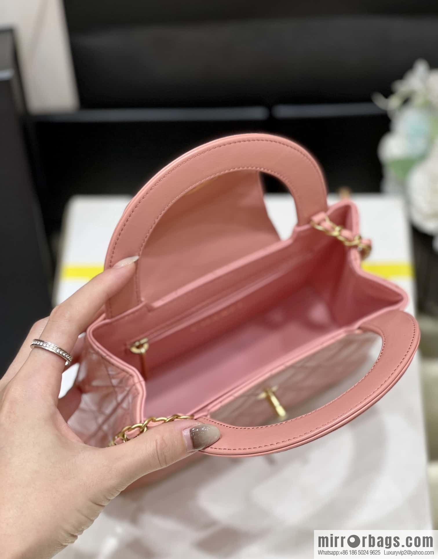 CHANEL 23K autumn and winter series Kelly bag AS4416 lobster powder