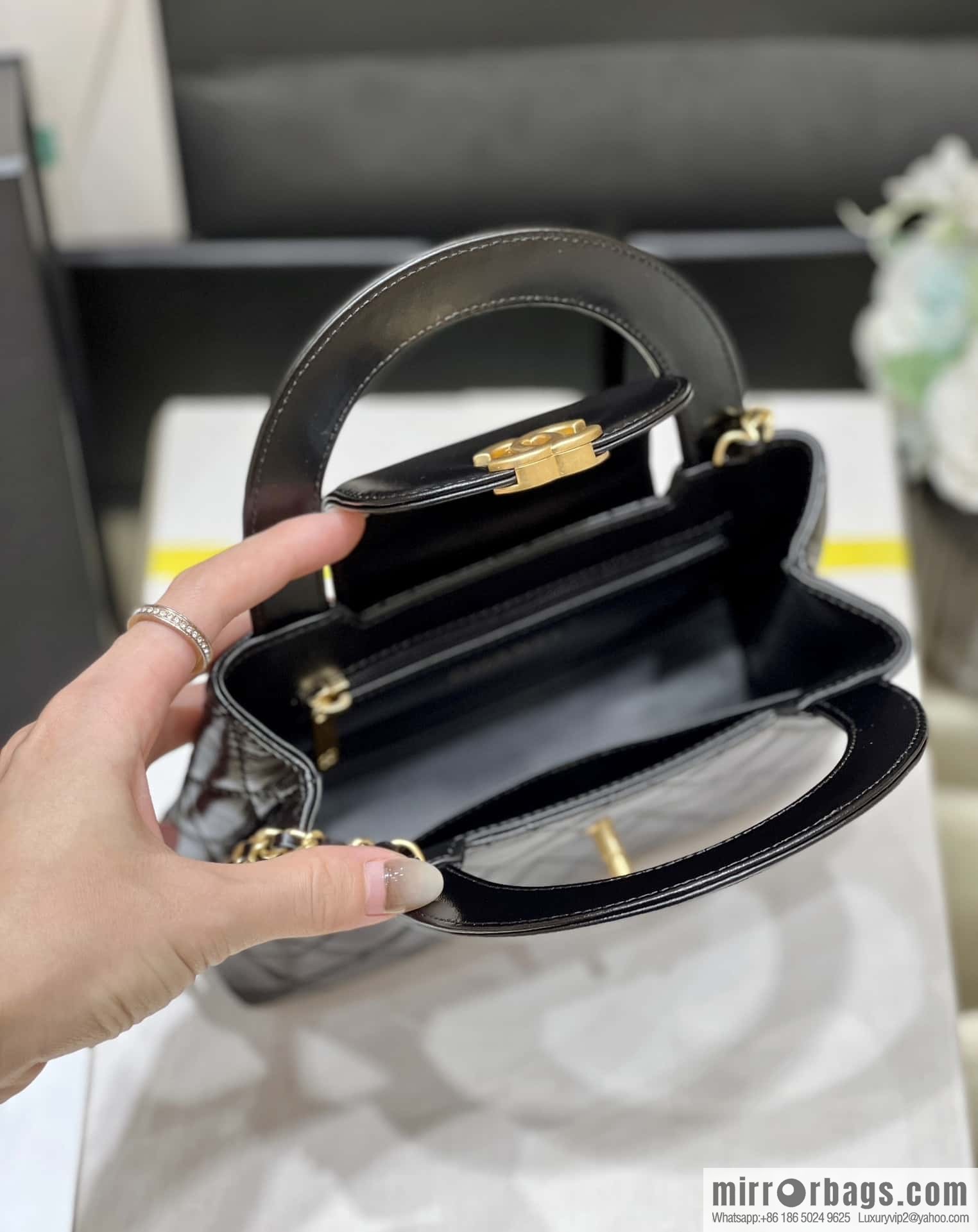 CHANEL 23K autumn and winter series Kelly bag AS4416 black