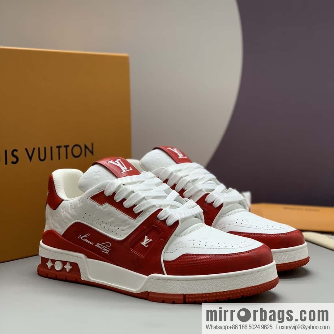 LV color matching calfskin Vuitton logo, couple sports running shoes