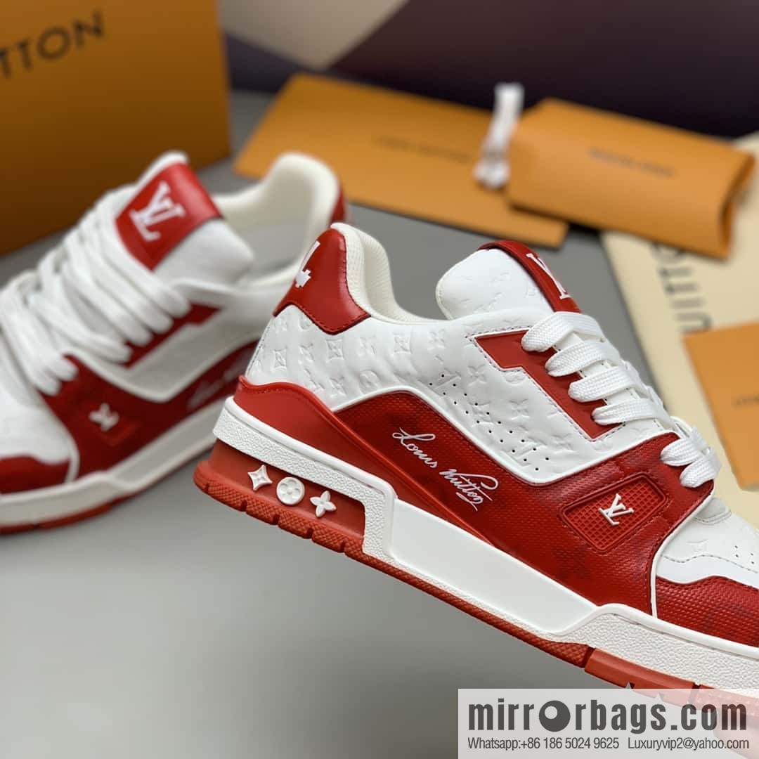 LV color matching calfskin Vuitton logo, couple sports running shoes