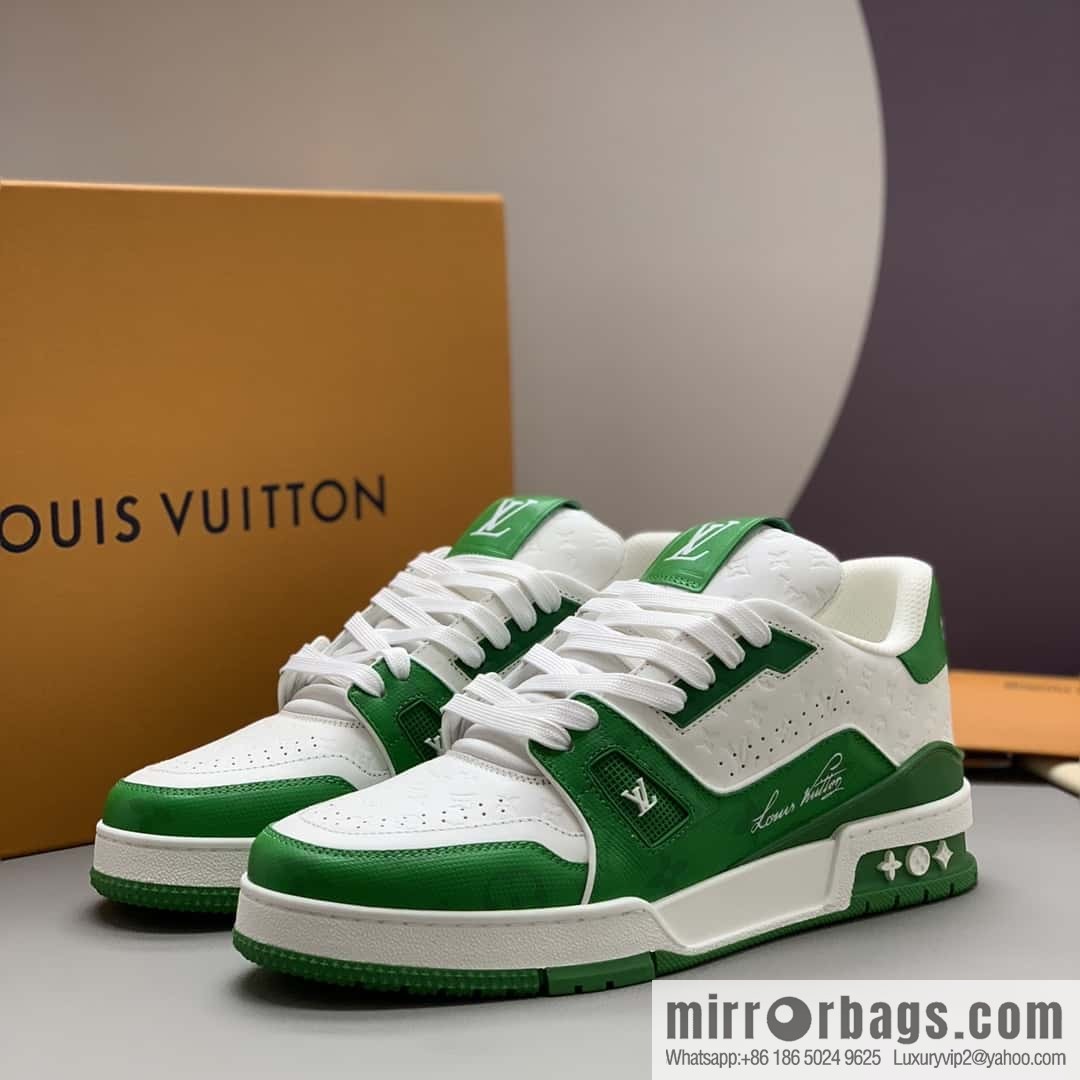 LV color matching calfskin Vuitton logo, couple sports running shoes