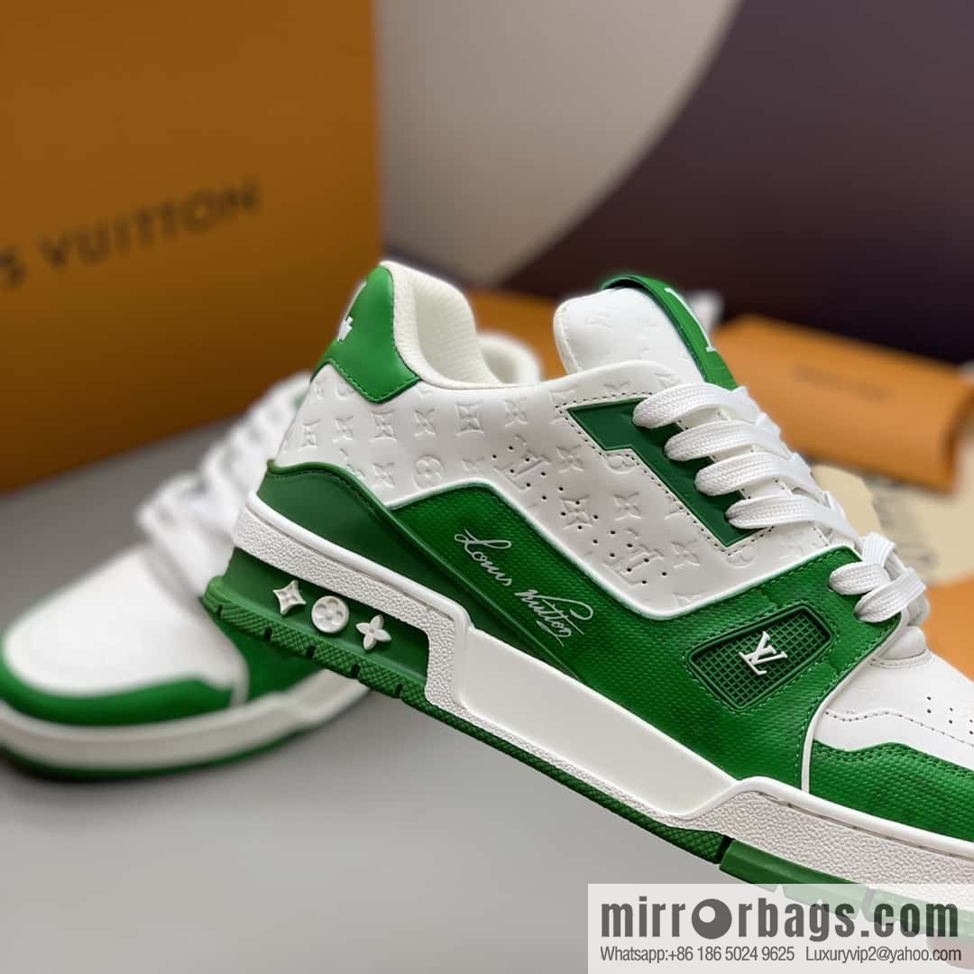 LV color matching calfskin Vuitton logo, couple sports running shoes