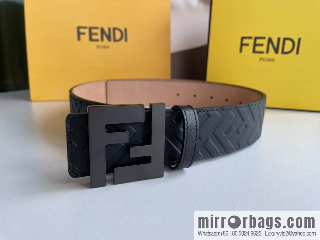 FENDI Fendi Men's FF Micro Standard Exquisite Craft Metal Buckle, First Layer Cowhide Belt 4.0cm