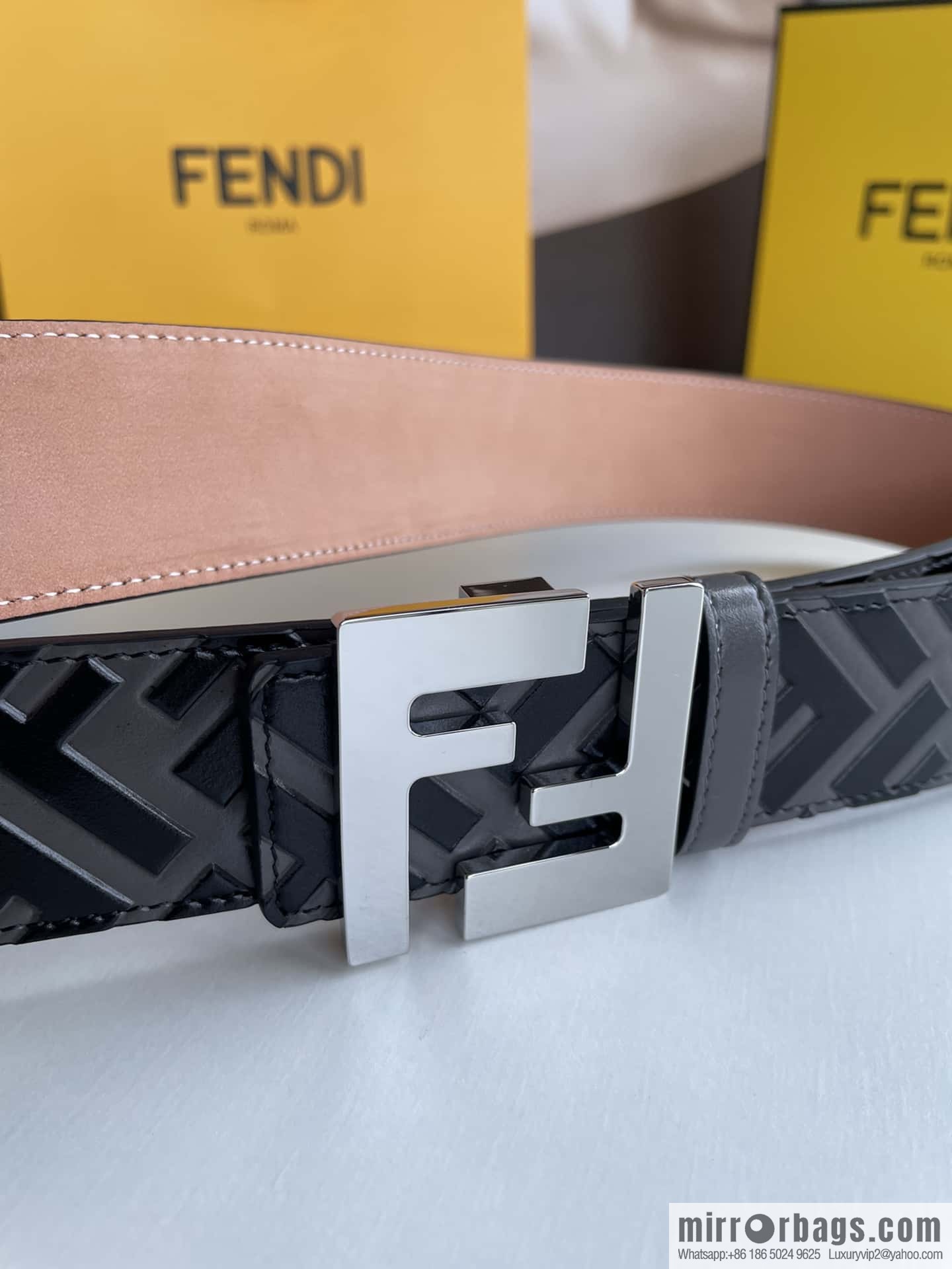 FENDI Fendi Men's FF Micro Standard Exquisite Craft Metal Buckle, First Layer Cowhide Belt 4.0cm