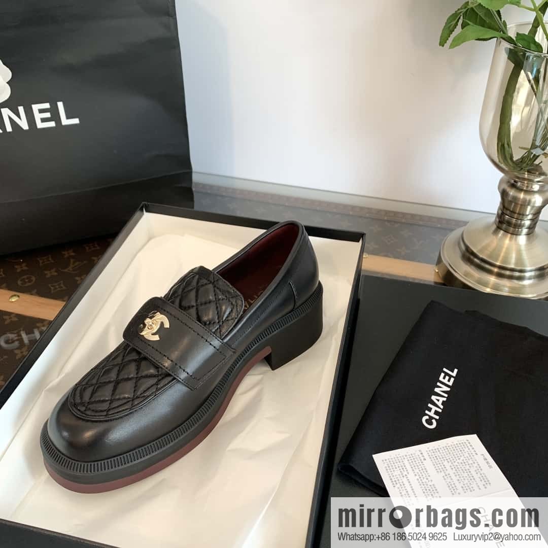 CHANEL Xiaoxiang rhombus metal buckle platform loafers