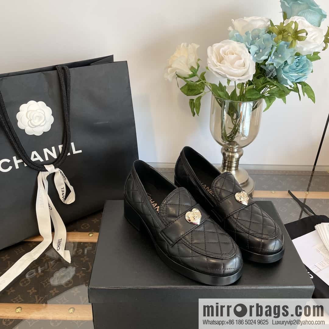 CHANEL Xiaoxiang love gold buckle platform loafers G39697 full leather