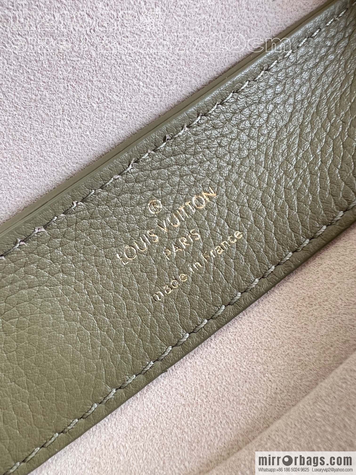 LV M23075 LockMe Ever Mini