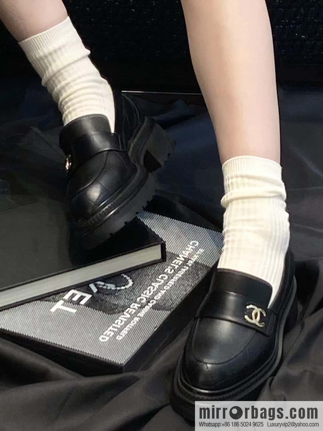 CHANEL Small Fragrant Rhombus Small Gold Button Platform Loafers