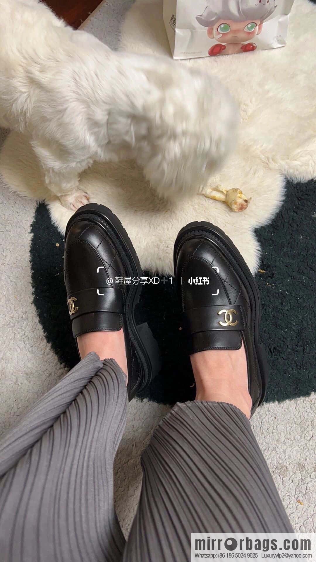 CHANEL Small Fragrant Rhombus Small Gold Button Platform Loafers