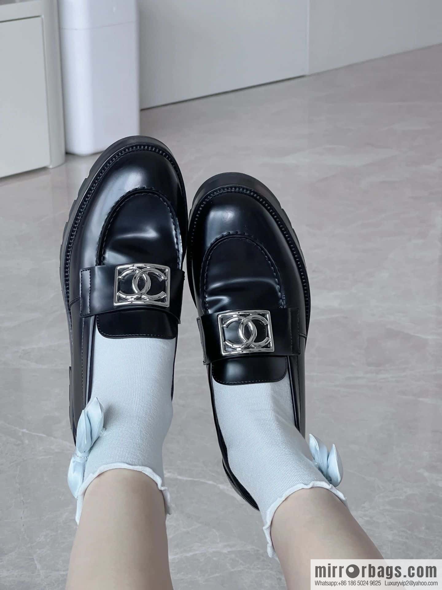CHANEL Xiaoxiang double C silver big logo platform loafers