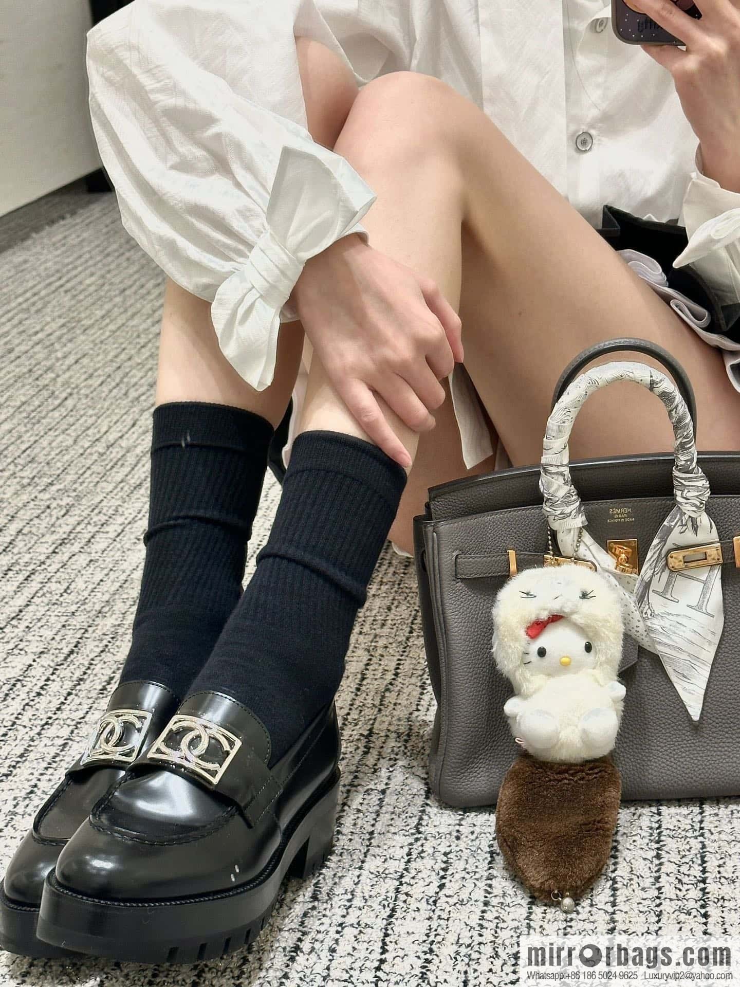 CHANEL Xiaoxiang double C silver big logo platform loafers