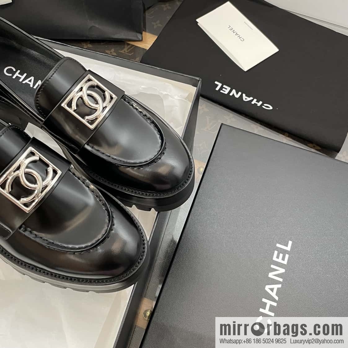 CHANEL Xiaoxiang double C silver big logo platform loafers