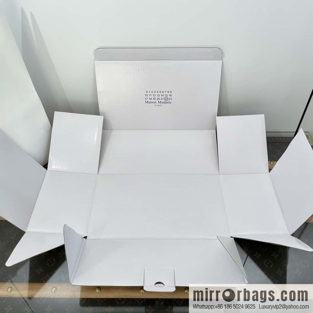 Maison Margiela Split-toed Canvas Little White Shoes