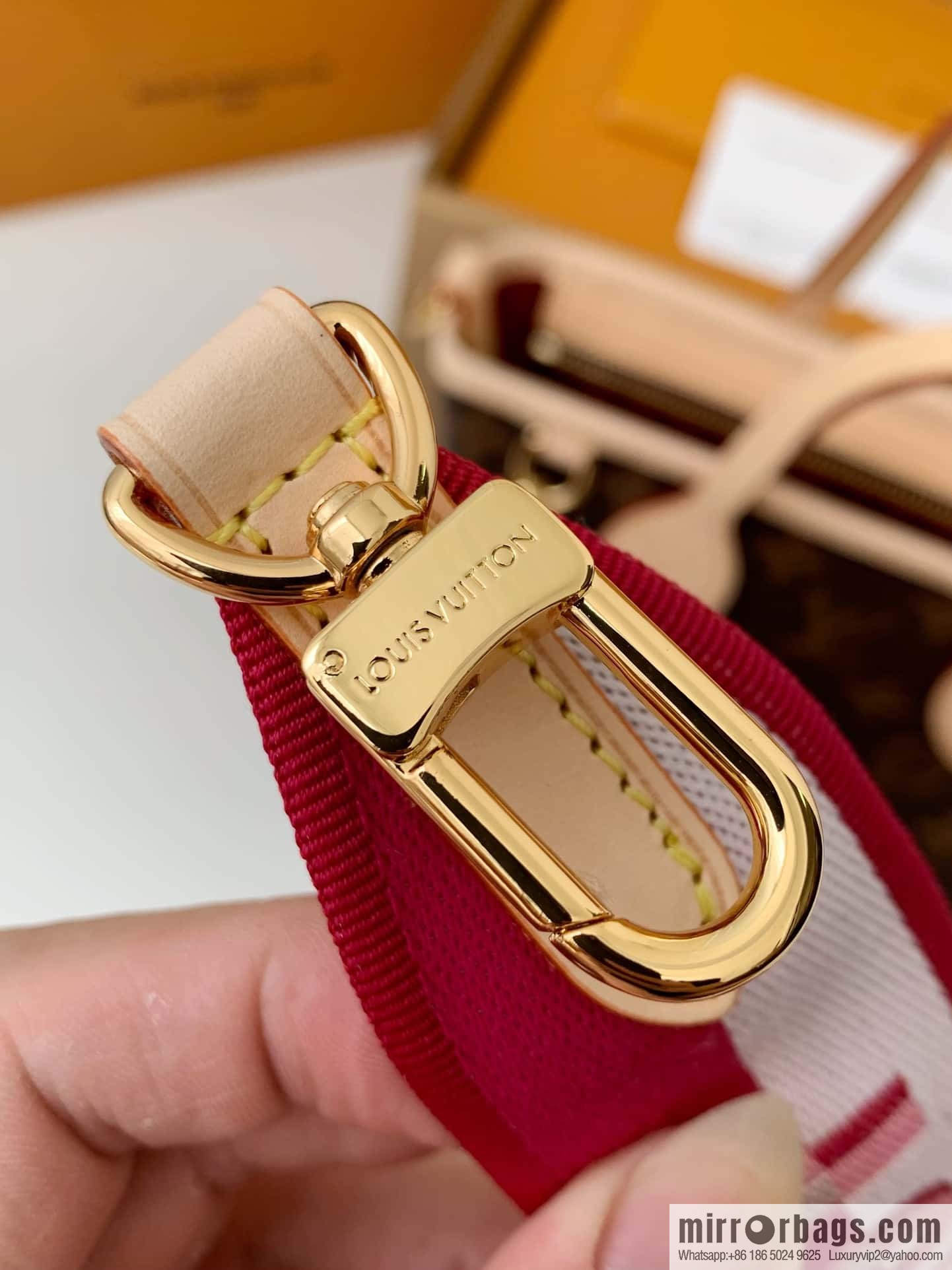 LV M46786 Neverfull BB