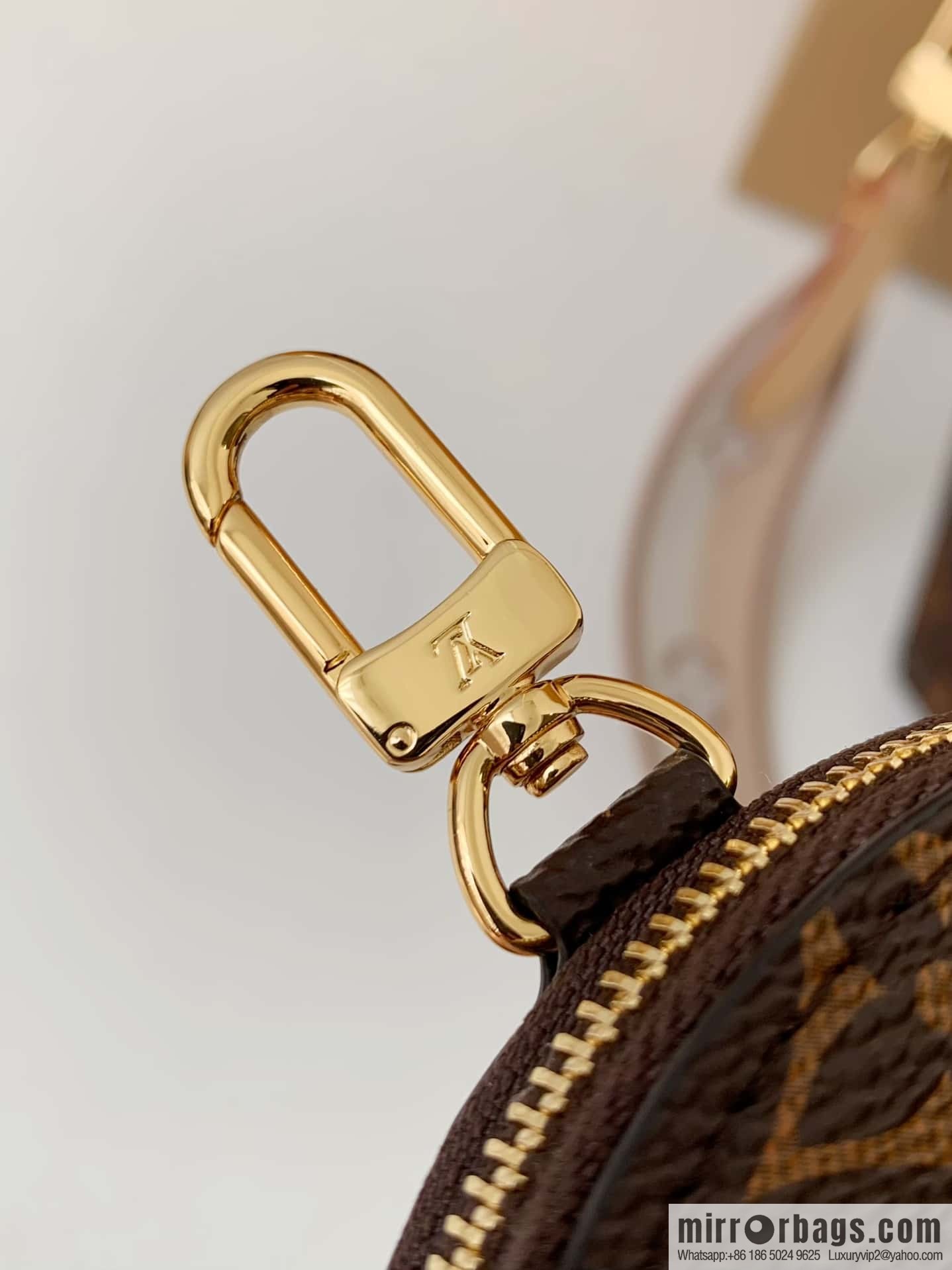 LV M46705 Neverfull BB