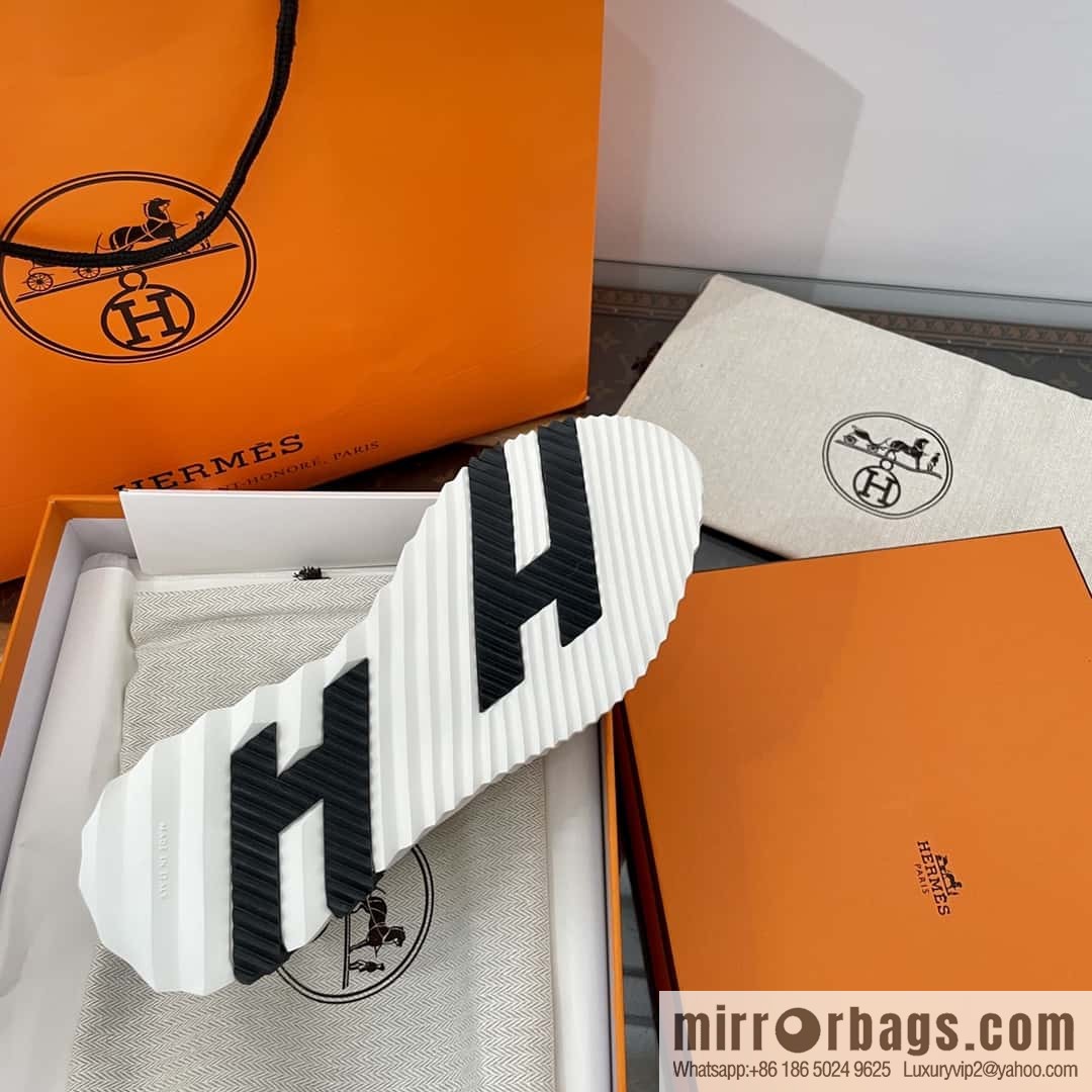 Hermes black and white leather casual sneakers