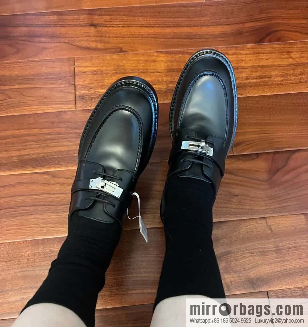 Hermes, Hermes autumn and winter kelly buckle platform loafers