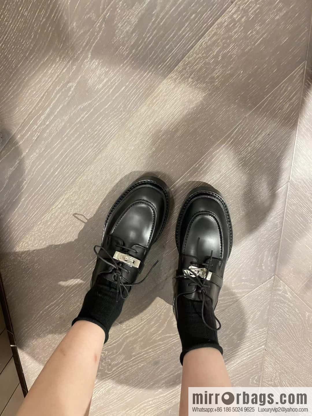 Hermes, Hermes autumn and winter kelly buckle platform loafers