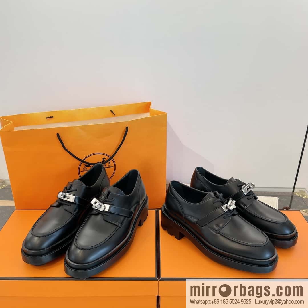 Hermes, Hermes autumn and winter kelly buckle platform loafers