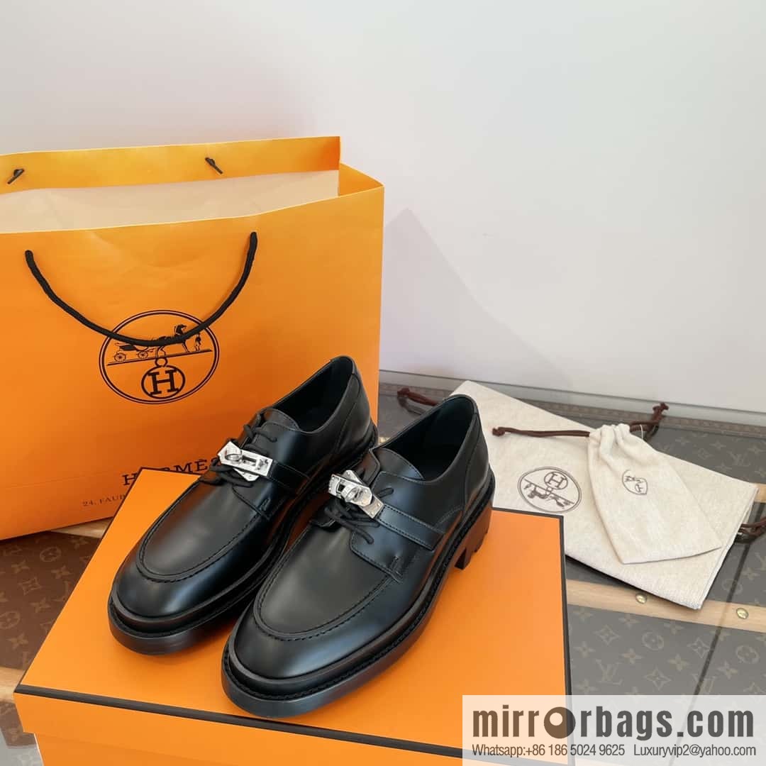 Hermes, Hermes autumn and winter kelly buckle platform loafers