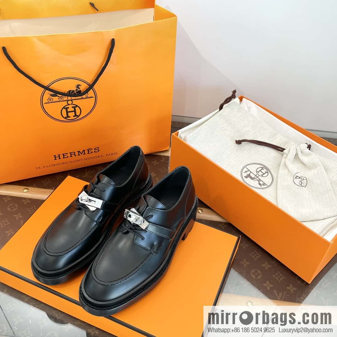 Hermes, Hermes autumn and winter kelly buckle platform loafers