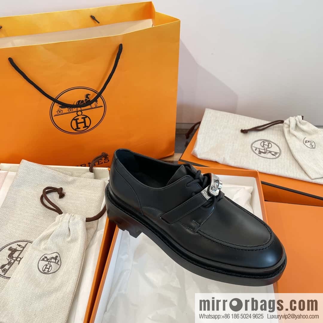 Hermes, Hermes autumn and winter kelly buckle platform loafers