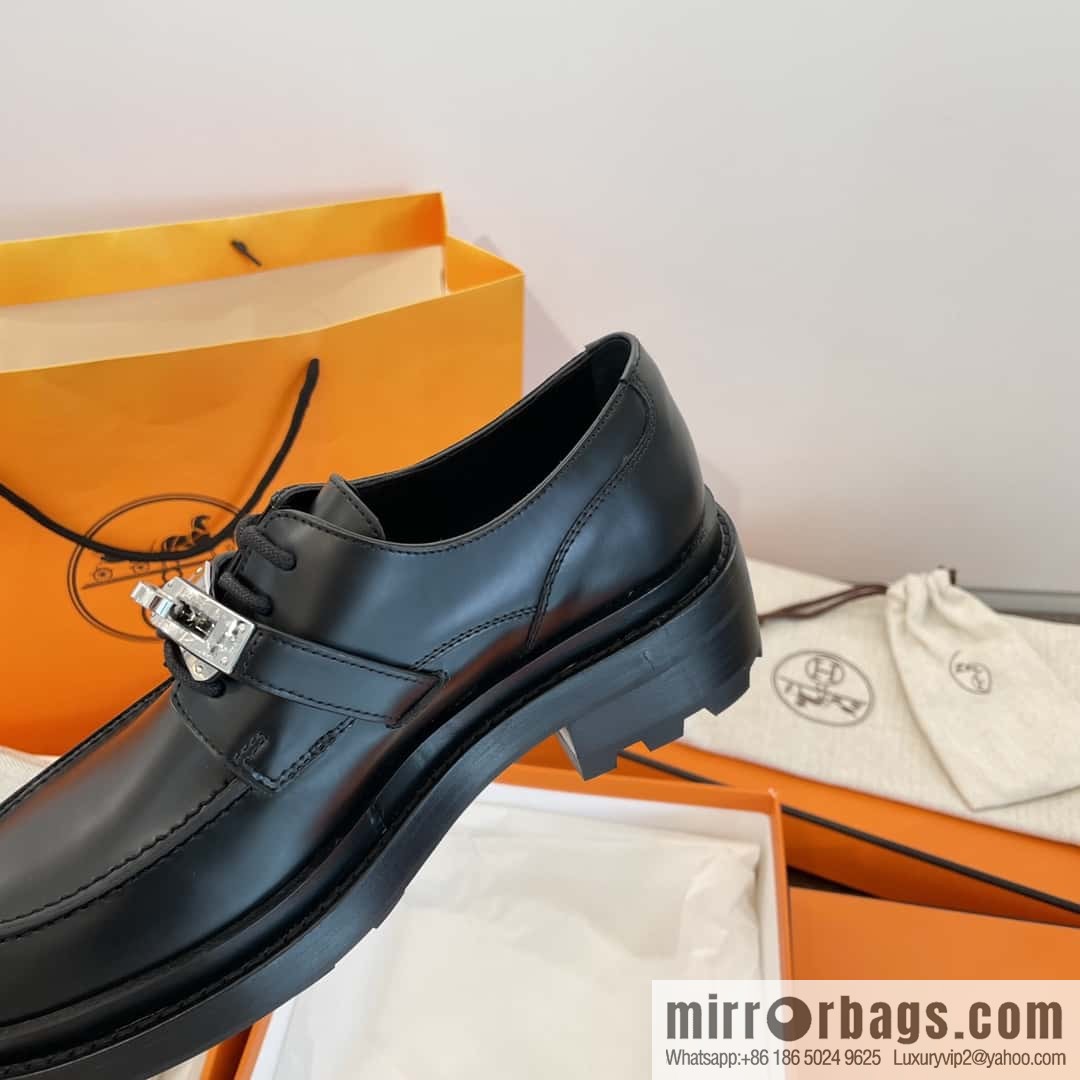 Hermes, Hermes autumn and winter kelly buckle platform loafers