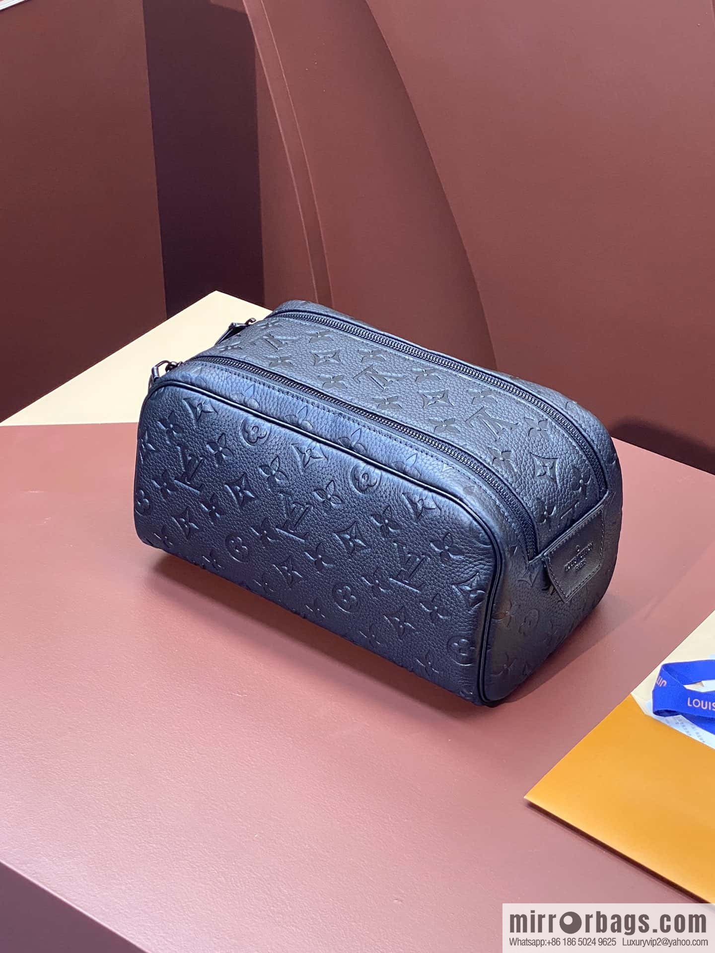LV M59478 DOPP KIT toilet bag
