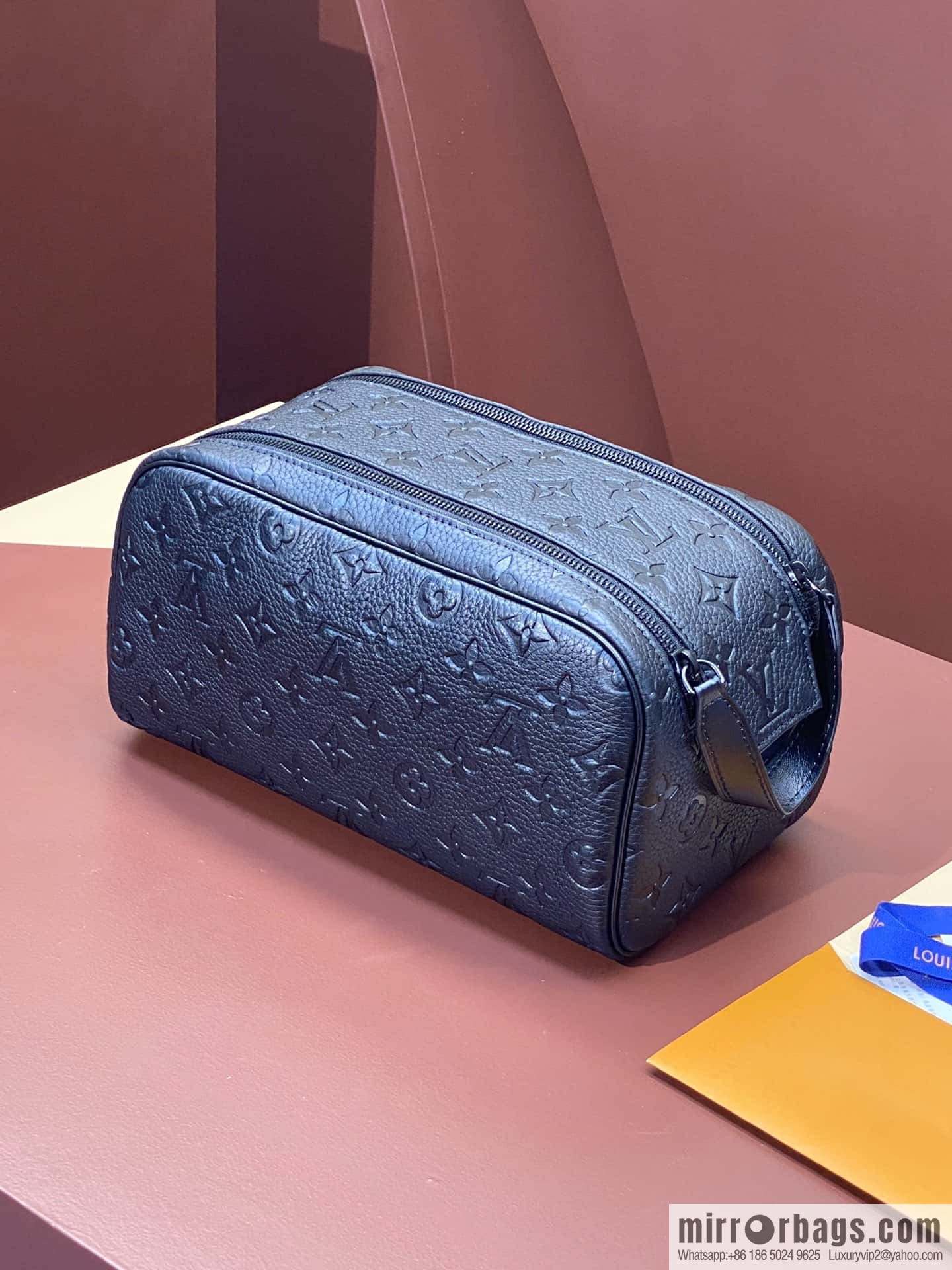 LV M59478 DOPP KIT toilet bag